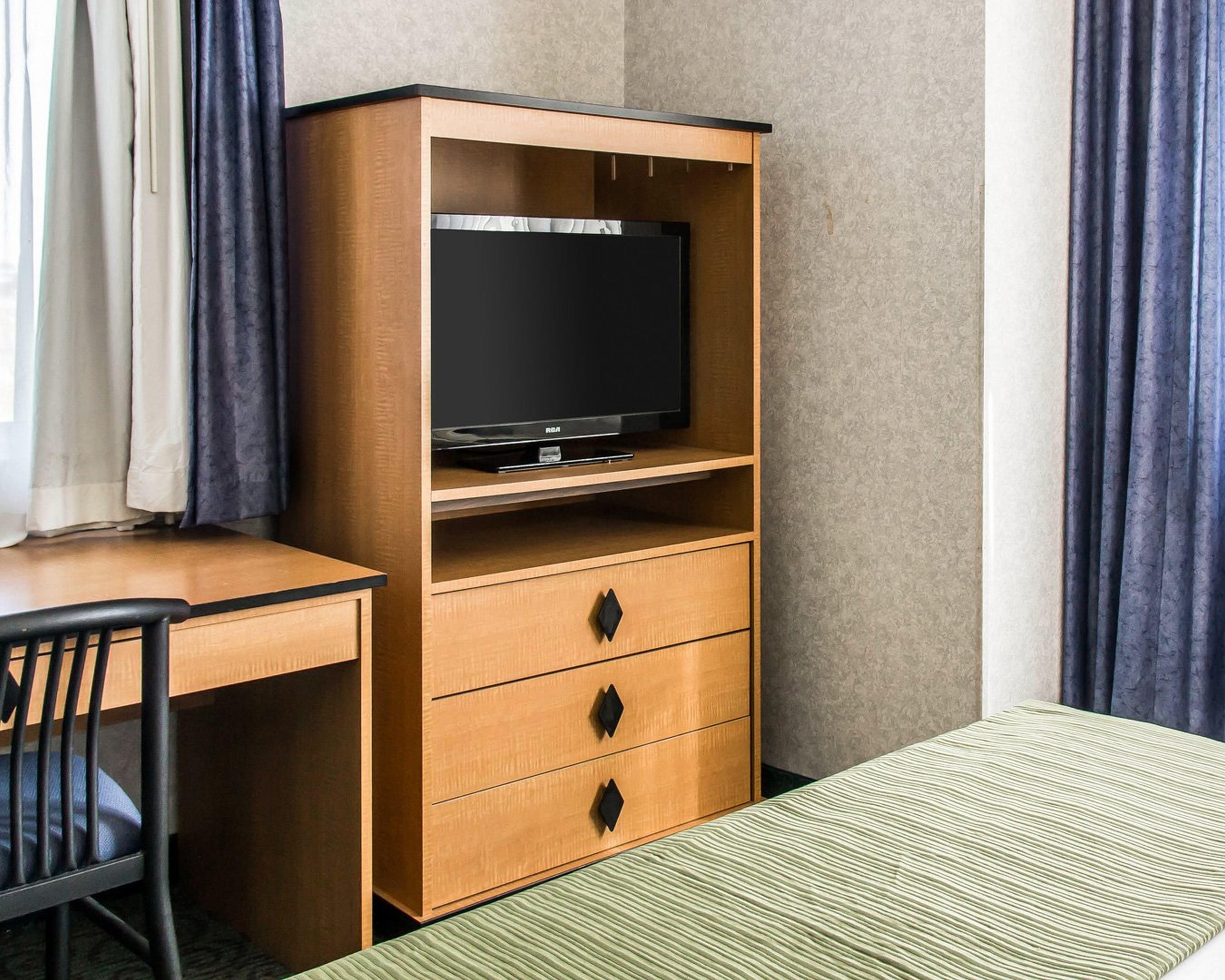 Quality Inn & Suites Denver Airport - Gateway Park Аурора Екстериор снимка